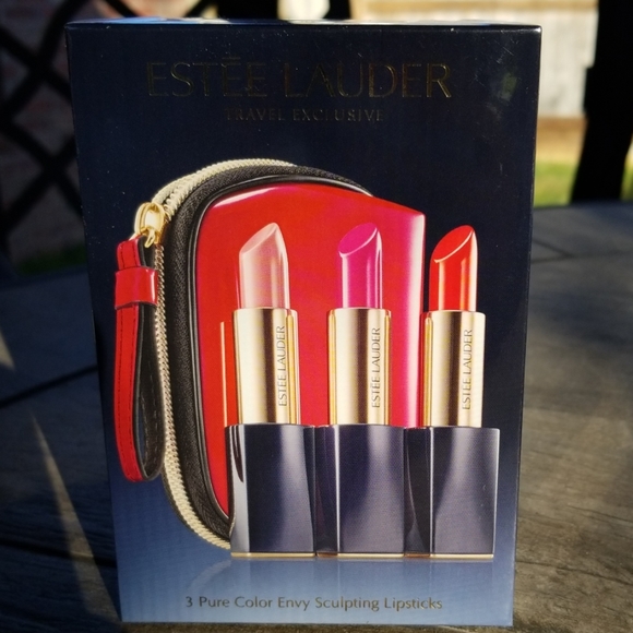 Estee Lauder Scuplting Lipsticks - Picture 3 of 4